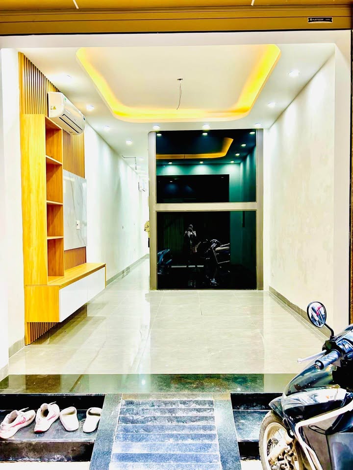 Bán nhà mới đẹp phố Bạch Đằng, Hoàn Kiếm, ô tô qua, 5 tầng thang máy, kinh doanh, giá 15,8 tỷ