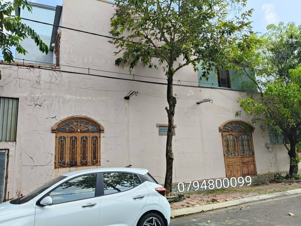 Nhà căn góc siêu xinh với 2 mặt tiền cực thoáng tại trục đường đẹp Lưu Hữu Phước