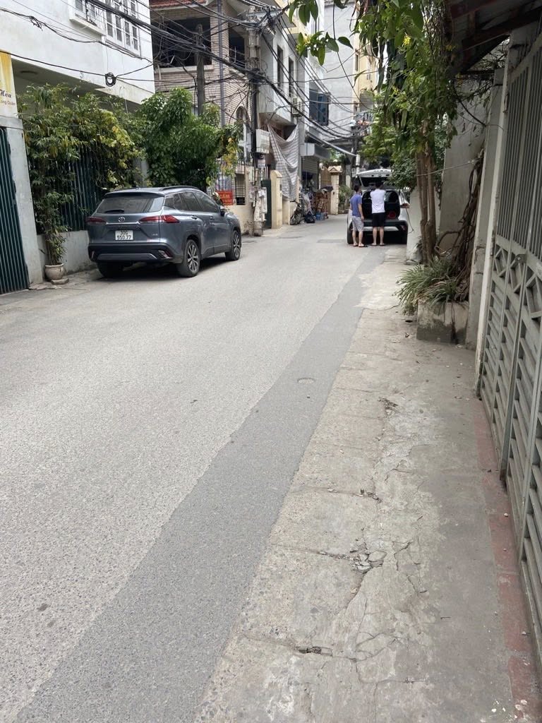 Nhà đẹp Lạc Long Quân, Nghĩa Đô 42m², 4 phòng ngủ, nhỉnh 7 tỷ, gần ô tô