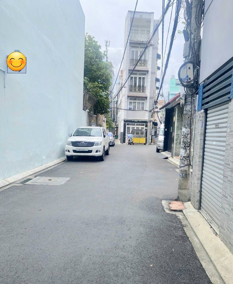 Siêu phẩm nhà đẹp trung tâm Phú Nhuận, ngang khủng 4,5m, 5 tầng, view Landmark