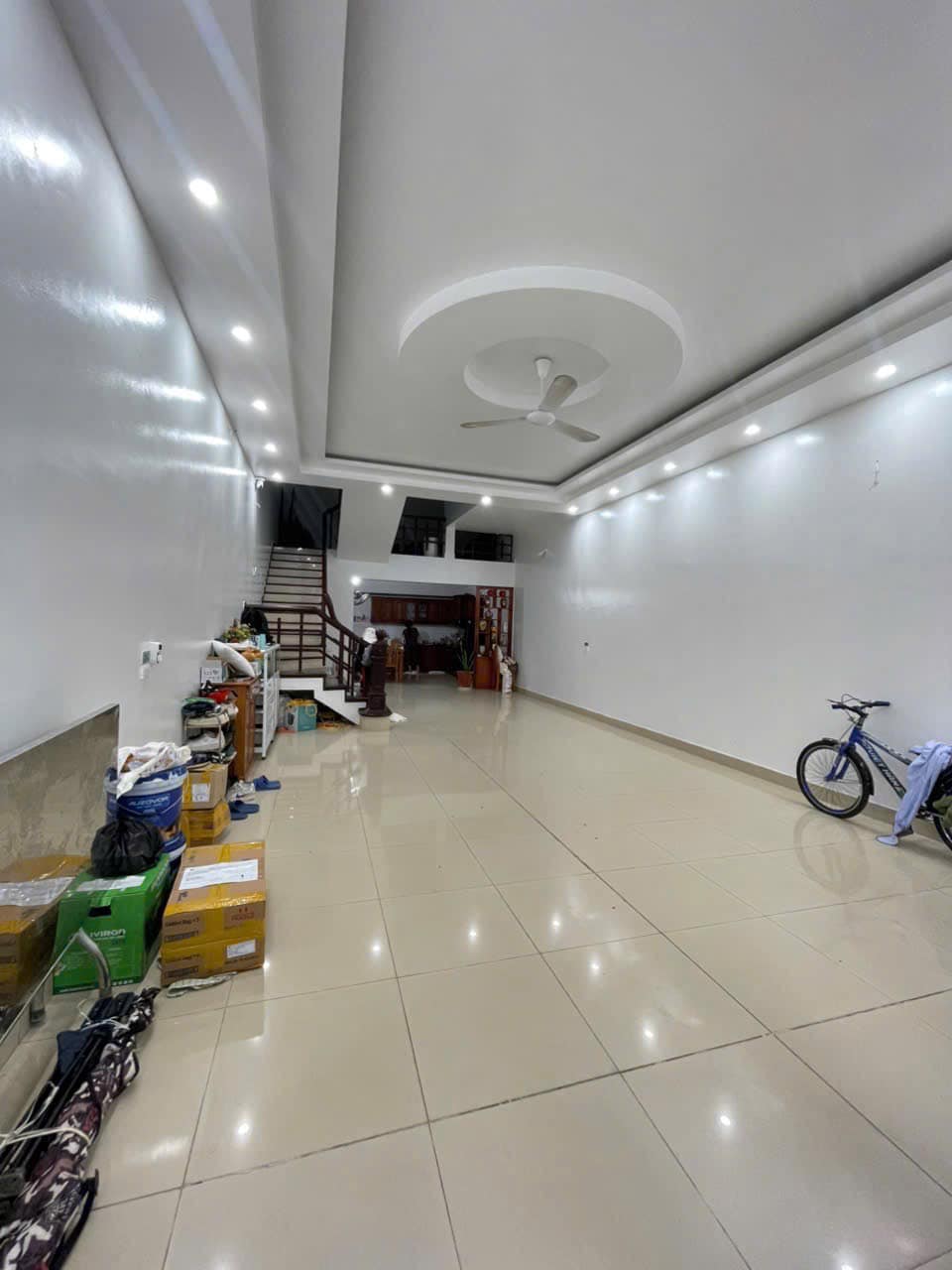 Siêu phẩm nhà 4 tầng tại Liên Bảo, Vĩnh Yên, khu vực Chùa Hà đang chờ chủ mới