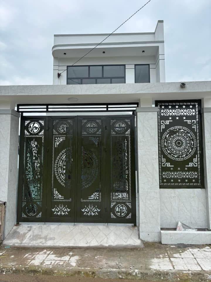 Bán gấp nhà 1 trệt 1 lầu, 5m x 23,5m, 2,85 tỷ, ô tô tải thoải mái đỗ cửa tại Long Thành, Đồng Nai