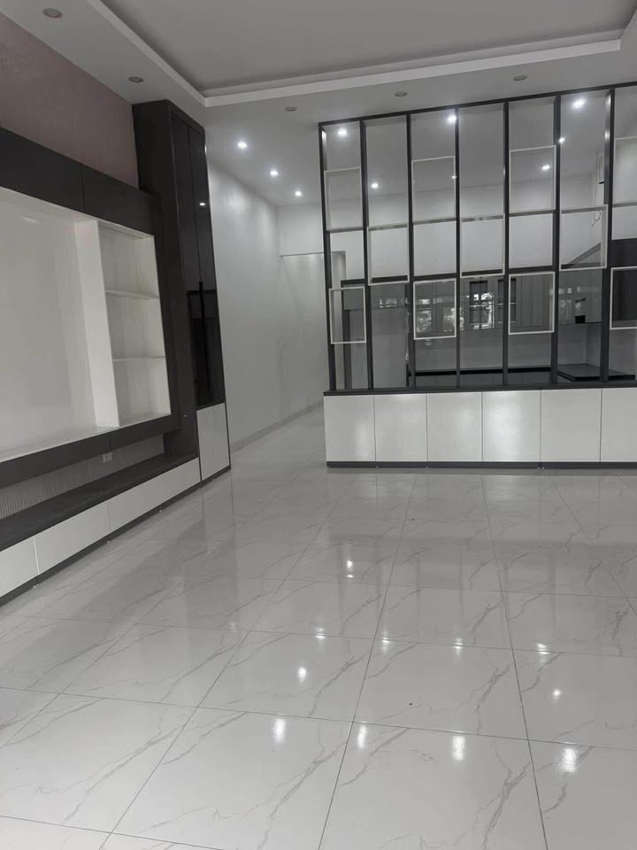 Nhà Hải Yên - Móng Cái, 103m2, full tiện ích, giá tốt