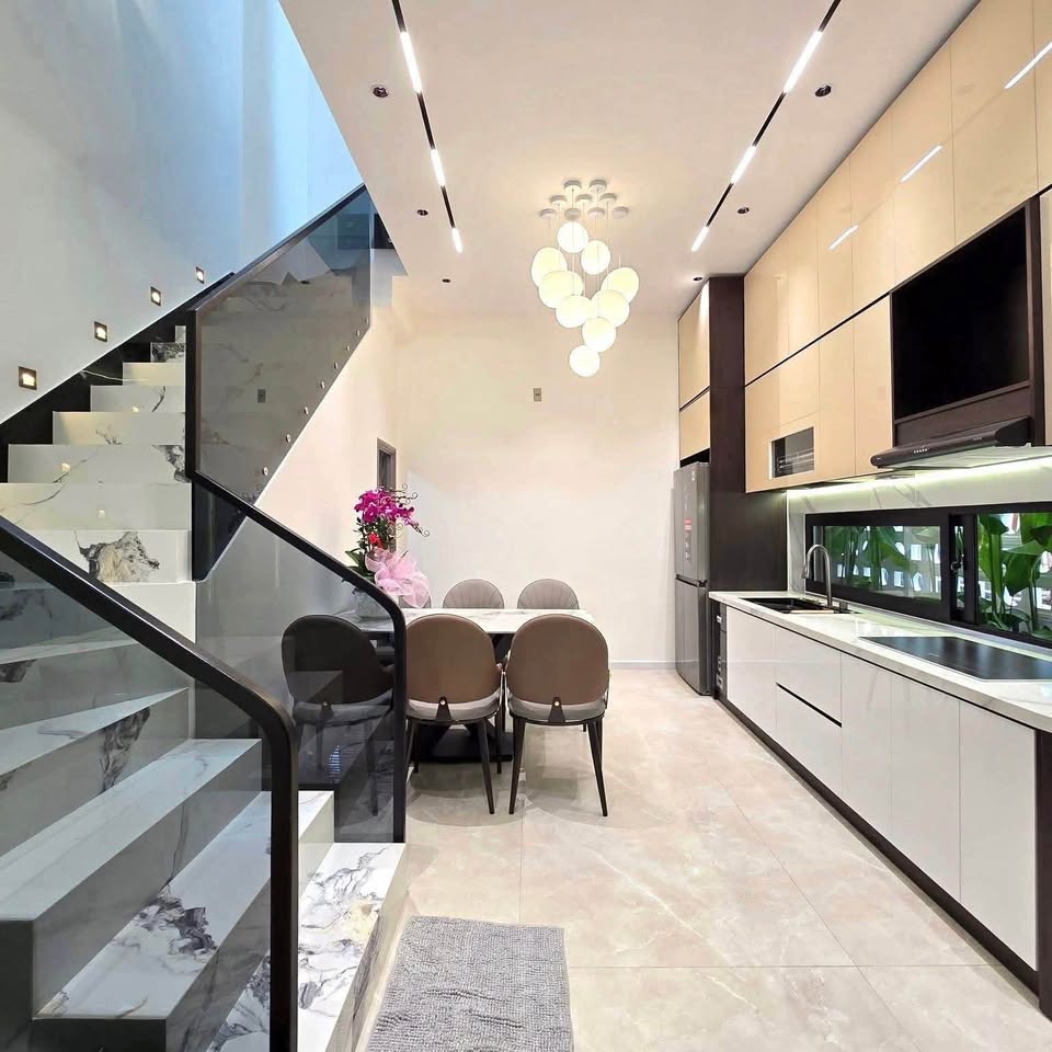 Nhà đẹp 6 tầng thang máy, ô tô đỗ cửa tại Tây Mỗ, Nam Từ Liêm