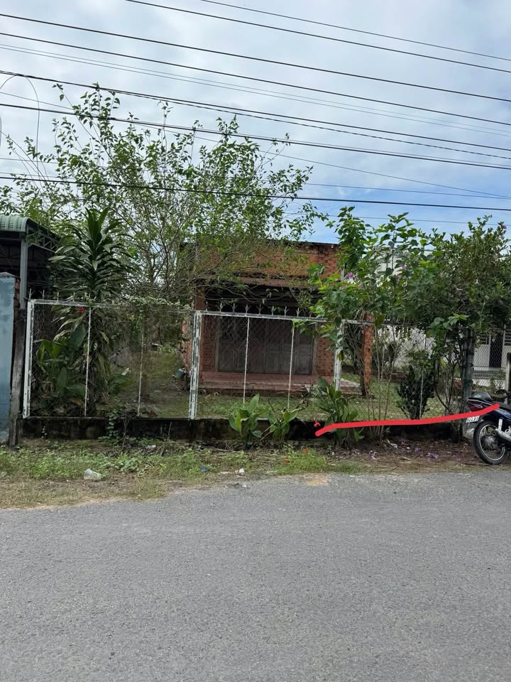 Bán đất phường Long Hoa, gần 50m2, mặt tiền 5m, giá 690 triệu