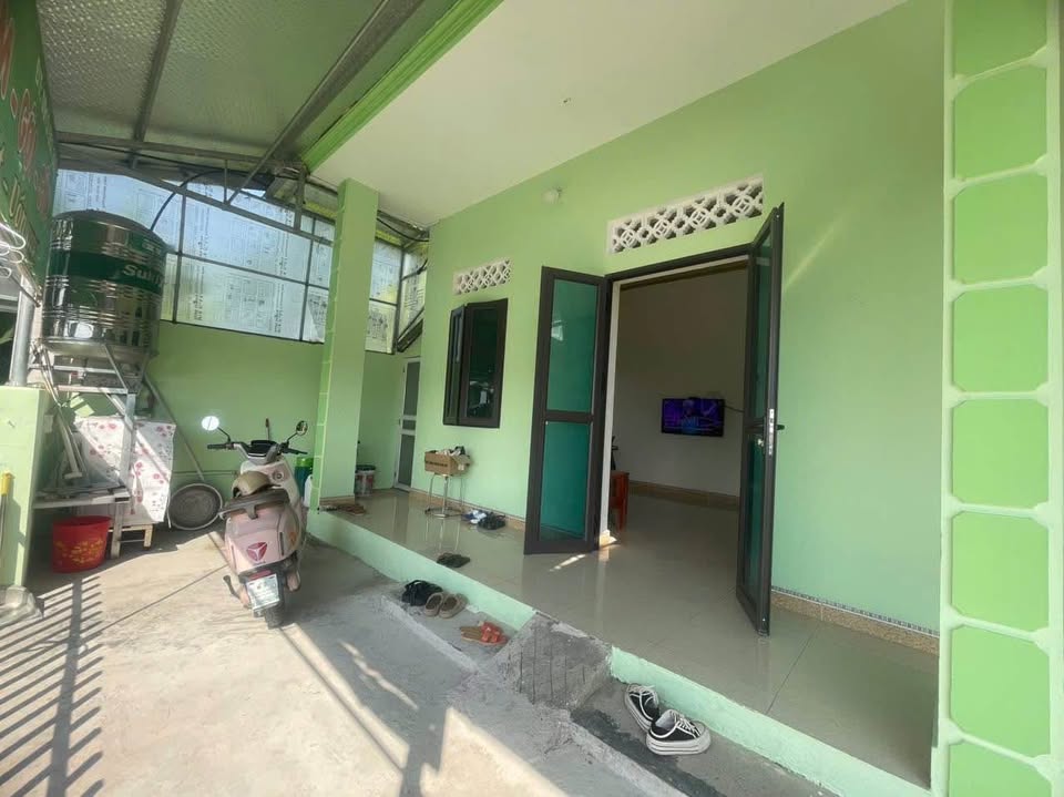 Nhà cấp 4 trung tâm Sông Bằng, 88m2, sổ đỏ trao tay, giá chỉ nhỉnh 1 tỷ