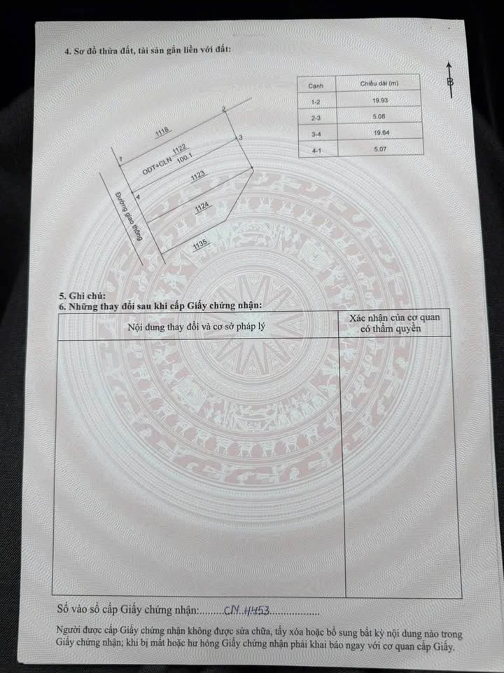 Chính chủ bán nhà 2 tầng mới tinh, full nội thất