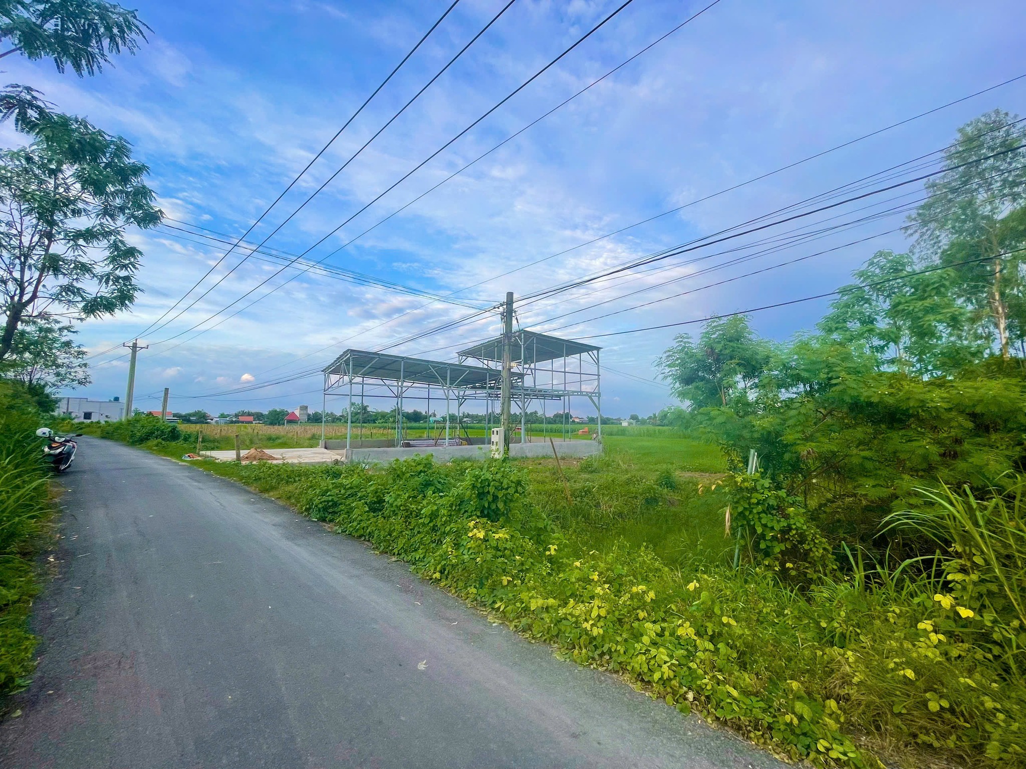 Bán đất vàng 176m2 mặt tiền Kênh N8, Gò Công Tây