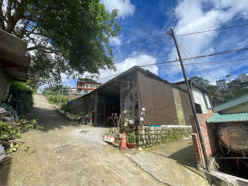 Chính chủ cần bán nhà tại đường Ngô Thì Sỹ, phường Xuân Hương, thành phố Đà Lạt, tỉnh Lâm Đồng