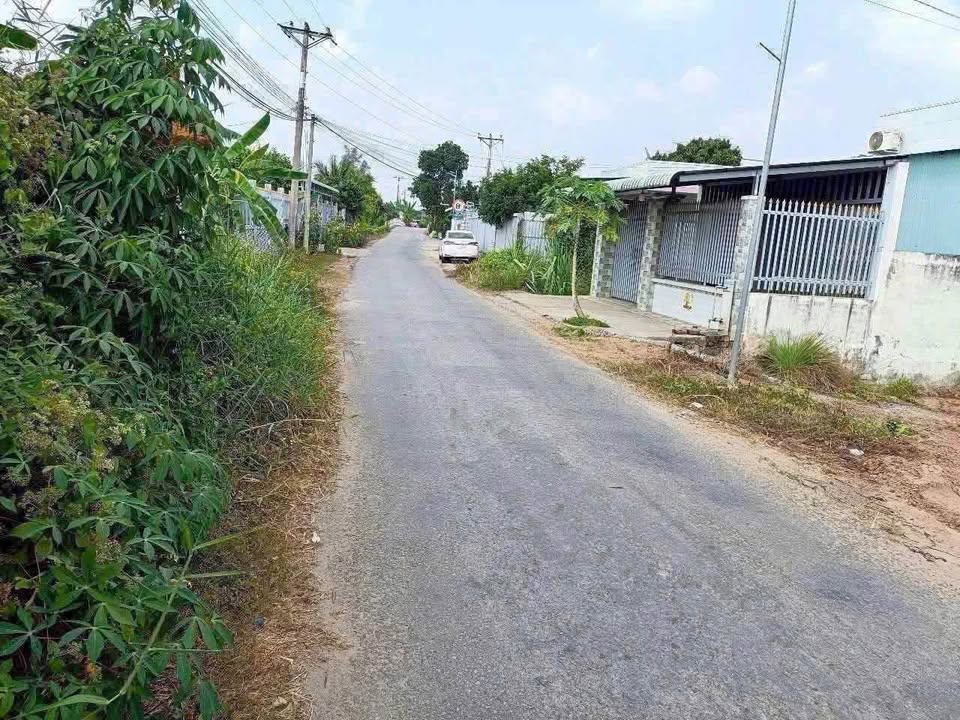 Bán đất mặt tiền Bùi Tấn, Tân An 5,2m x 21,5m nở hậu, giá 850 triệu