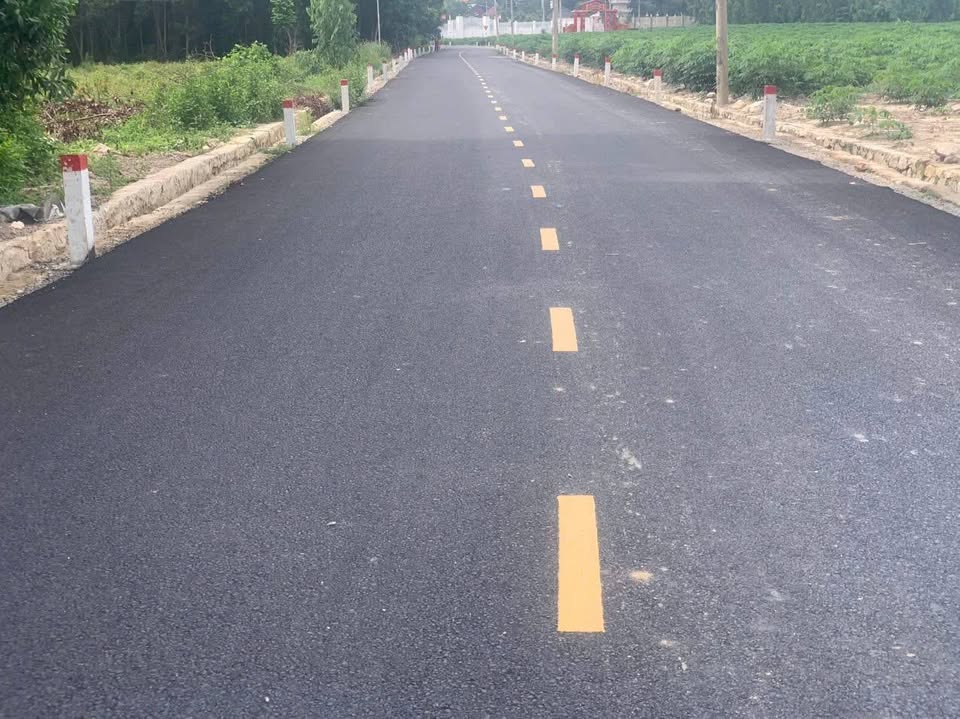 Bán đất Tân Hoà, mặt tiền rộng 5m, đường nhựa 2 làn xe