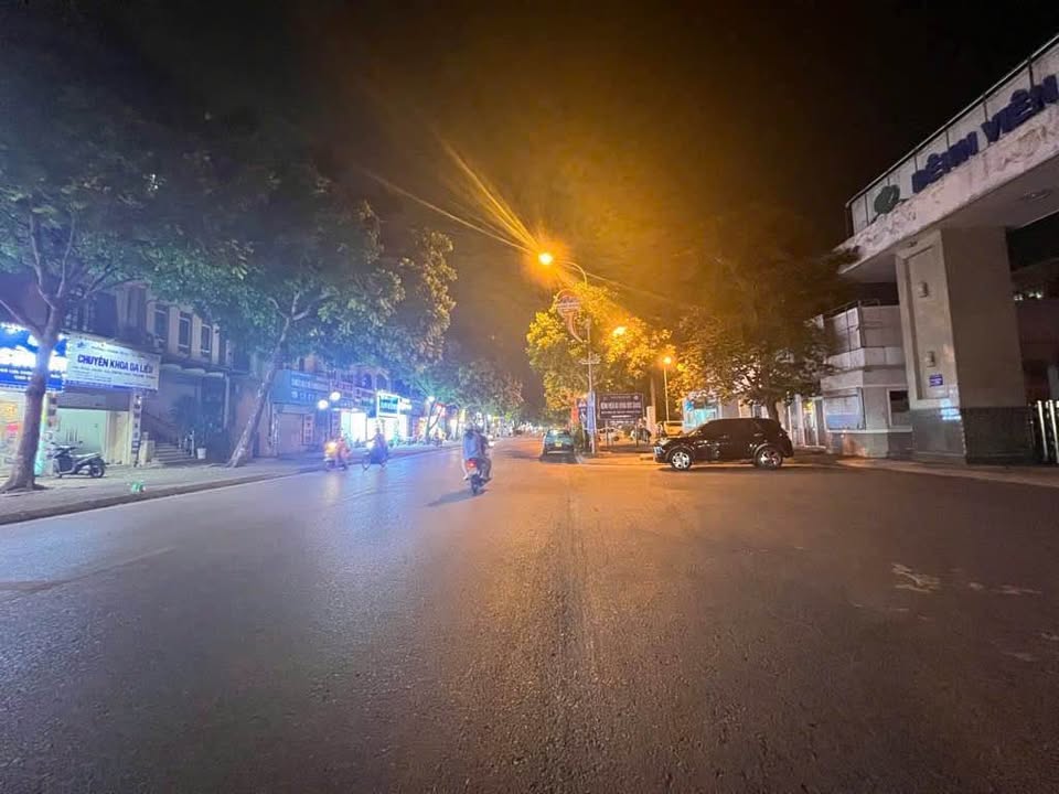 Cửa hàng mặt phố Trường Lâm, Gia Lâm kinh doanh sinh lời, dòng tiền 10 triệu/tháng