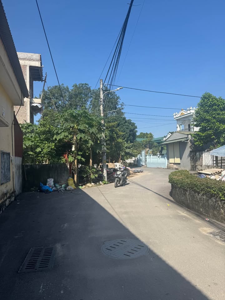 Bán nhà Hà Nam - Gần chợ, mặt tiền rộng, đường ô tô tránh, giá yêu thương