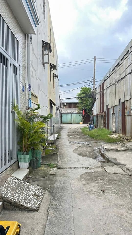 Chính chủ gửi bán nhà ngay ngã 5 Vĩnh Lộc A, chỉ 1 tỷ 850