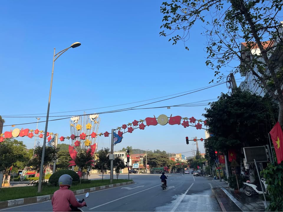 Ba lô đất vàng Yên Bái, diện tích 5m x 23m, giá nhỉnh 1 tỷ, cơ hội đầu tư không thể bỏ lỡ