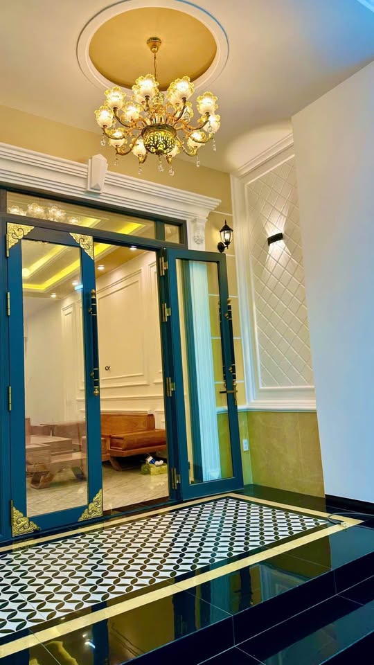 Chào mừng quý chủ nhân tương lai đến với tuyệt tác villa vườn tọa lạc tại trung tâm thị trấn Phú Long