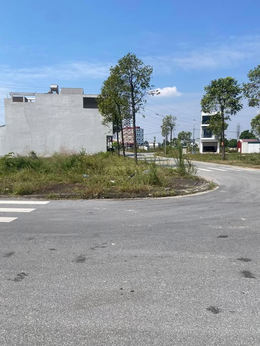 Lô biệt thự góc view công viên, gần KCN, đầu tư đỉnh chóp