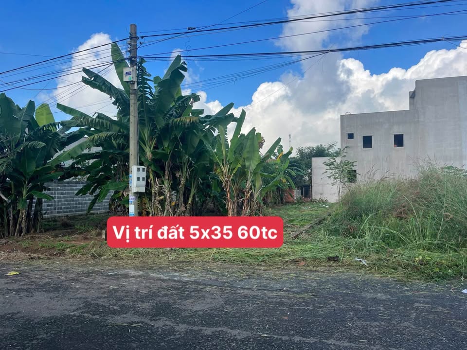 Đất sạch x35m, sổ đỏ sẵn sàng, Phú Mỹ chốt ngay