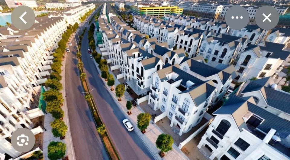 Bán biệt thự Hải Âu 2 mặt đường 30m, vị trí siêu đẹp, kinh doanh sầm uất