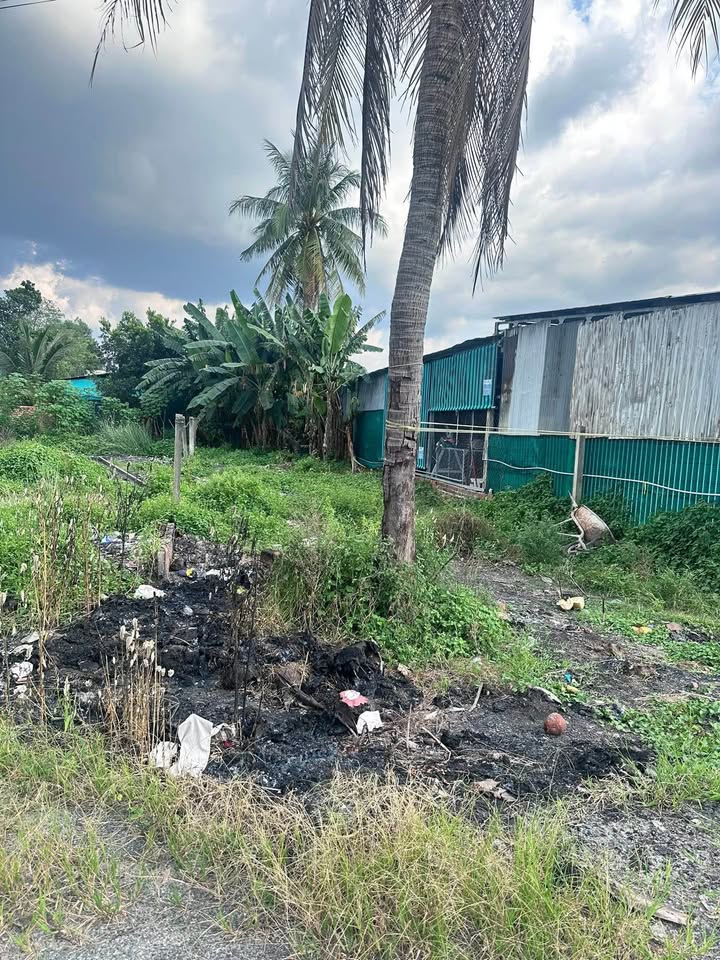 Mảnh đất vàng hẻm 36 Trịnh Phong Đáng, hướng tây bắc, gần chợ Long Hoa