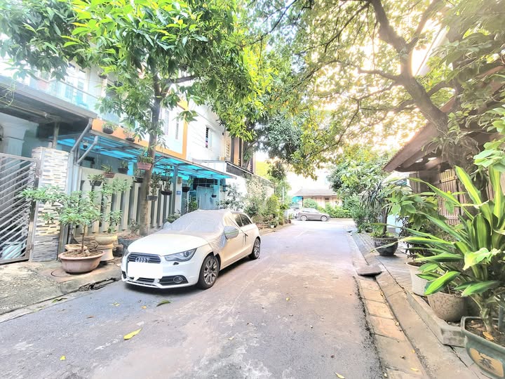 Biệt thự khu Văn Cao - Ngựa 102m2, mặt tiền 7m, chỉ 32 tỷ