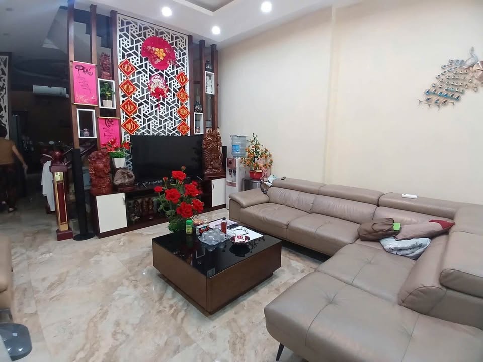 Bán nhà 5 tầng full nội thất tại Văn Phú, Hà Đông - 75m², chỉ 1x tỷ