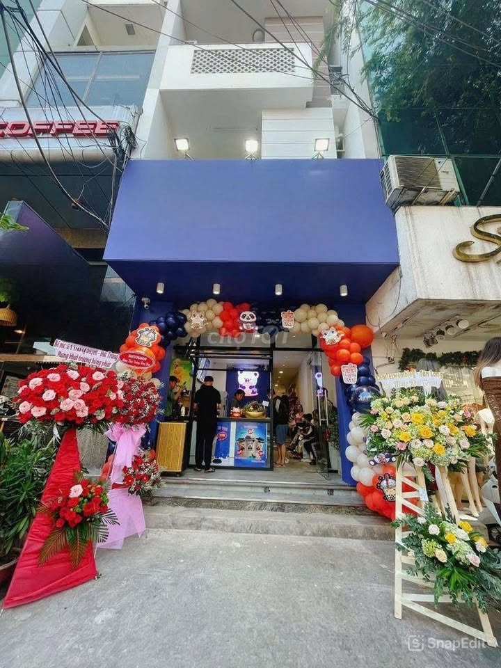 Nhà mặt tiền Nguyễn Gia Trí, Bình Thạnh, 4 tầng kinh doanh sầm uất, giá tốt