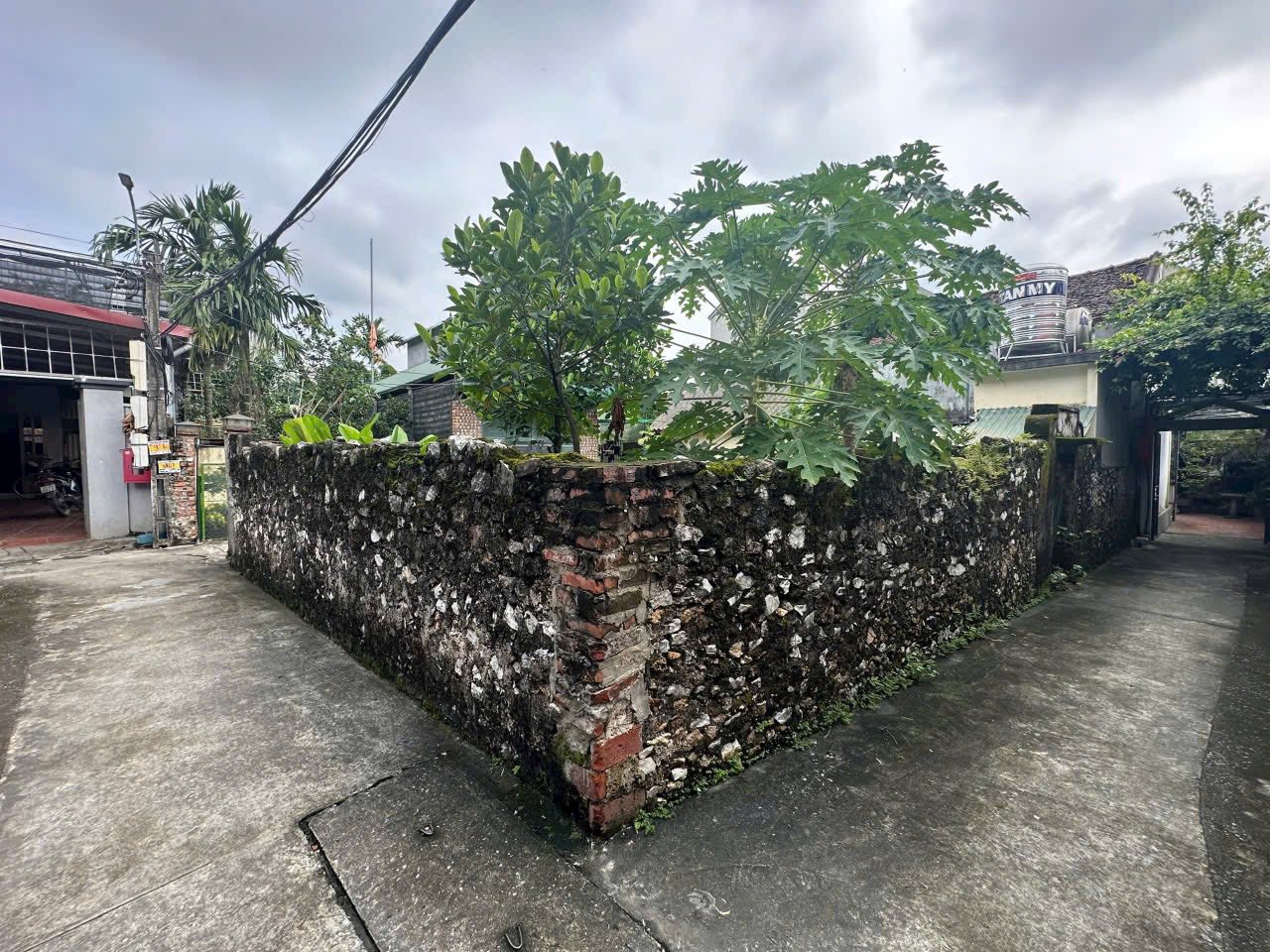 Bán đất lô góc 3 mặt tiền tại Làng Sài Khê, Quốc Oai nhỉnh 3 tỷ