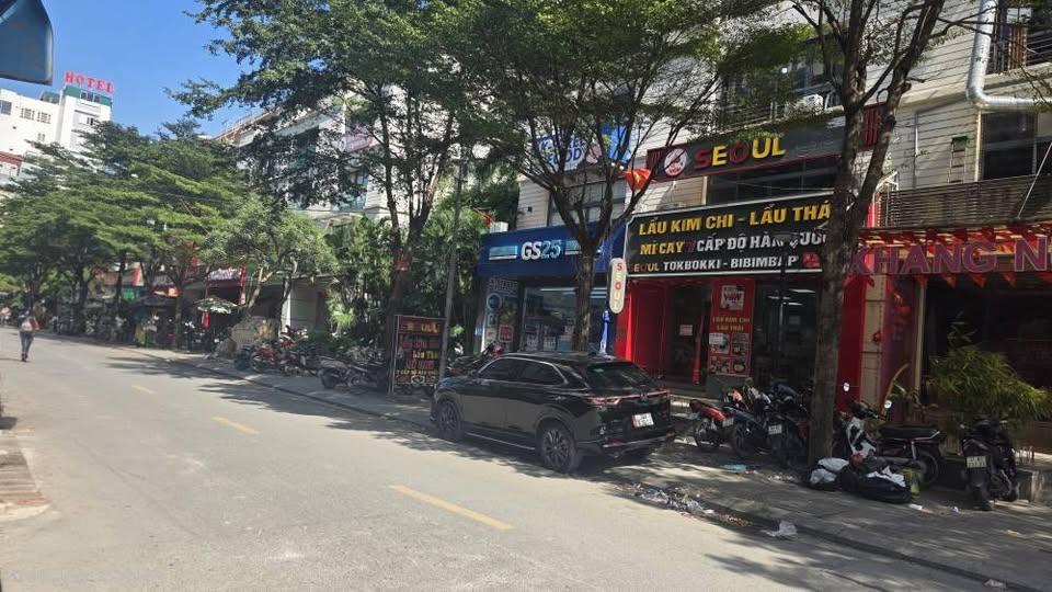 Nhà xinh sát Đại học Công Nghệ GTVT Triều Khúc, giá yêu thương chỉ 2x tỷ