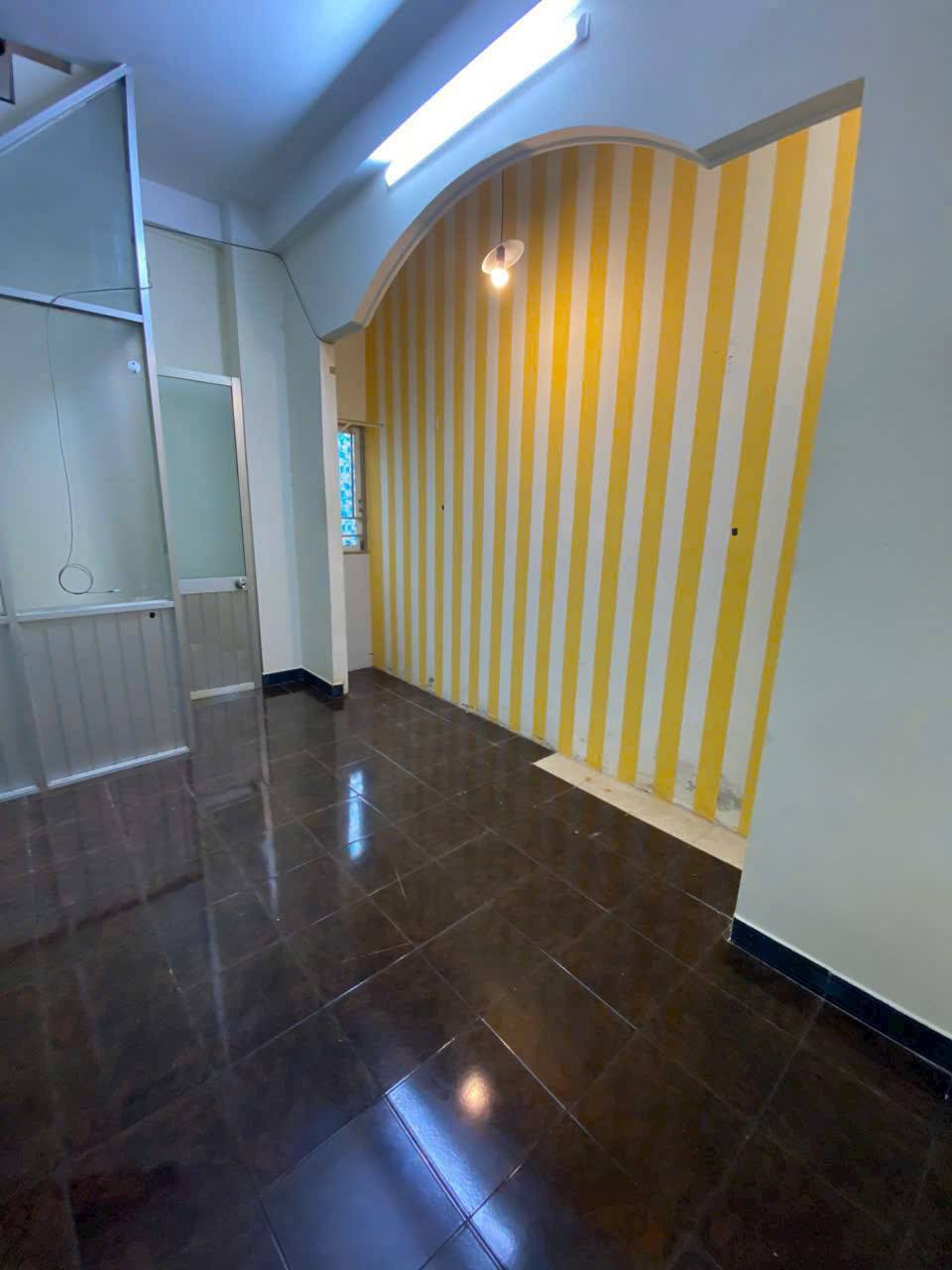 Nhà mới đẹp như mơ, hẻm 3m, gần chợ Gò Vấp giá rẻ bất ngờ