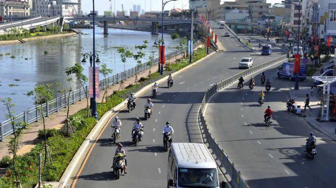 Nhà 5 tầng Quận 4, 6 phòng ngủ, kinh doanh đỉnh, giá 8,9 tỷ thoát kiếp ở trọ