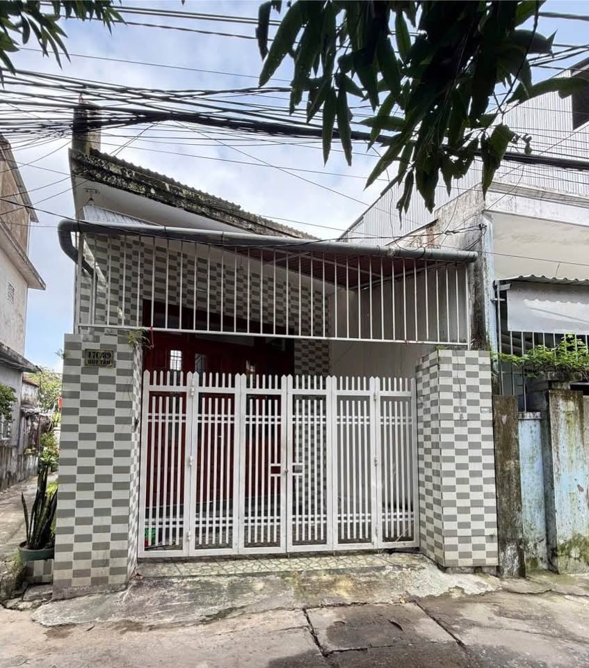 Nhà kiệt 89 Duy Tân an cư lý tưởng, hướng Đông Nam, đường ô tô rộng