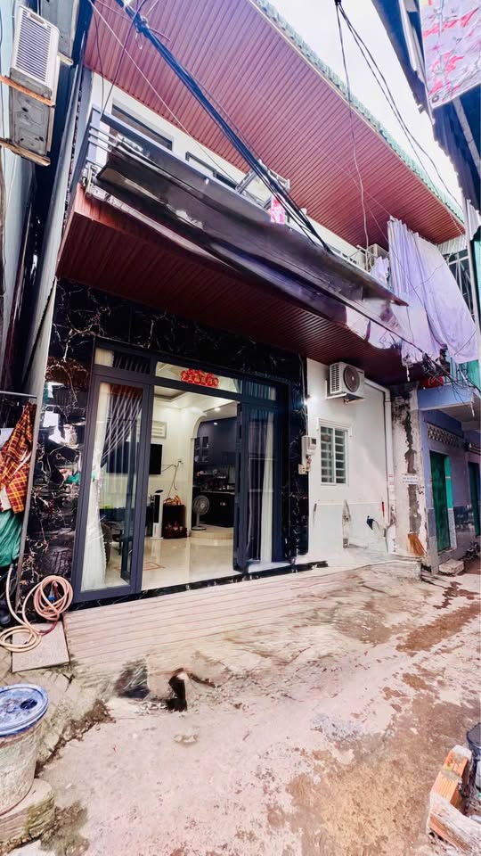 Nhà 1 trệt 1 lầu hẻm TL943 nét xưa An Giang