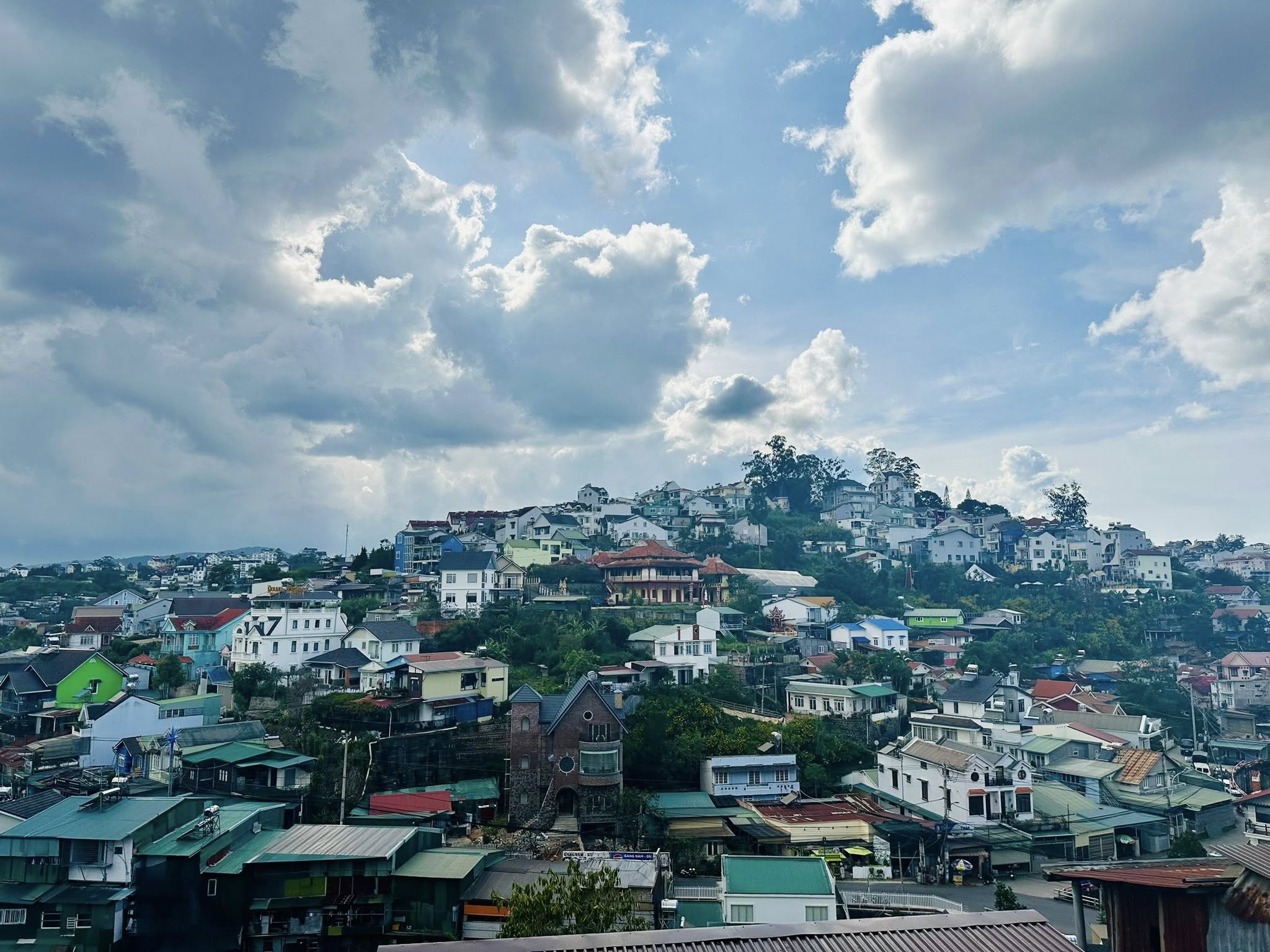 Đà Lạt - Đất 91m2 Lương Thế Vinh, view đẹp bất khuất, đường ô tô né nhau, 3 tỷ