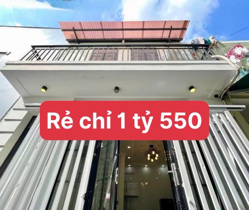Nhà trệt lầu kiên cố, mới đẹp, nằm ngay trung tâm thành phố Cần Thơ