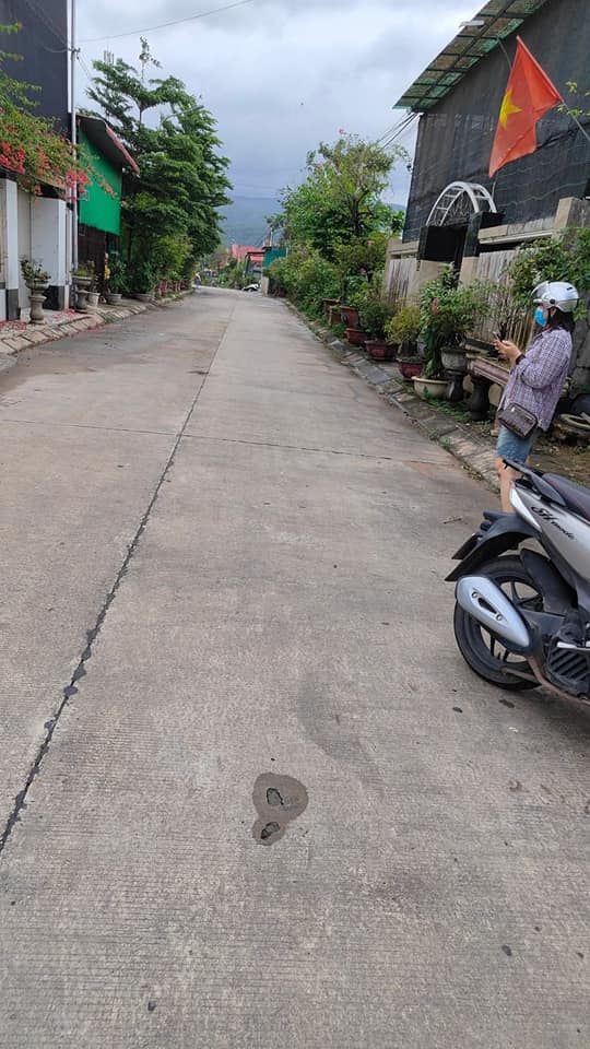 Đất xóm Cao Đồi, Lao Bảo rẻ bất ngờ, không lụt lội