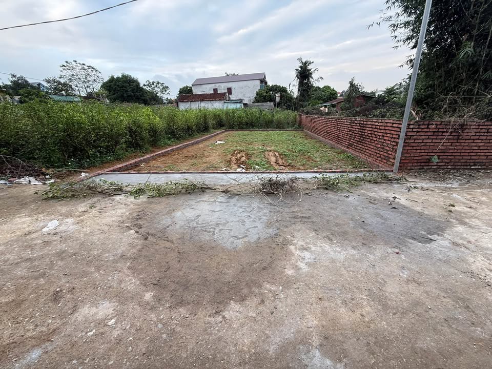 Đất vàng Phú Cát 100m2 thổ cư, mặt tiền rộng, gần hồ