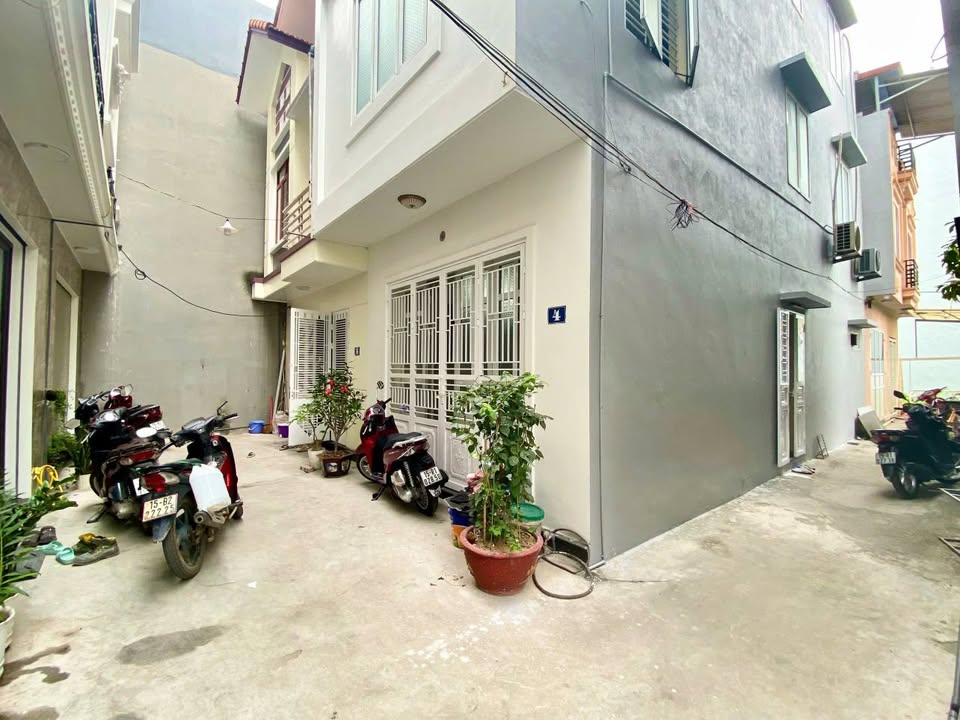 Nhà 3 tầng lô góc, 2 mặt ngõ thoáng mát tại Hải Phòng giá thỏa thuận