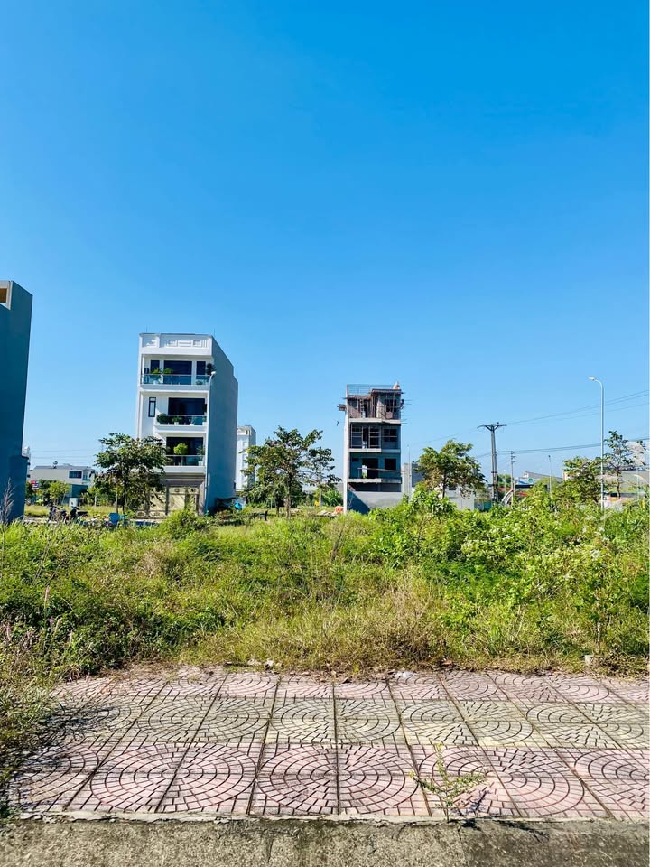 Đất vàng Nam Vĩnh Yên 85m2 hướng Đông Bắc, view trường học, sẵn sàng đón chủ nhân