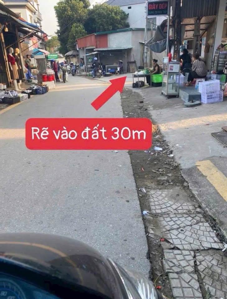 Đất Vải, Quất Lưu giá hời như mơ, đường trải nhựa thênh thang