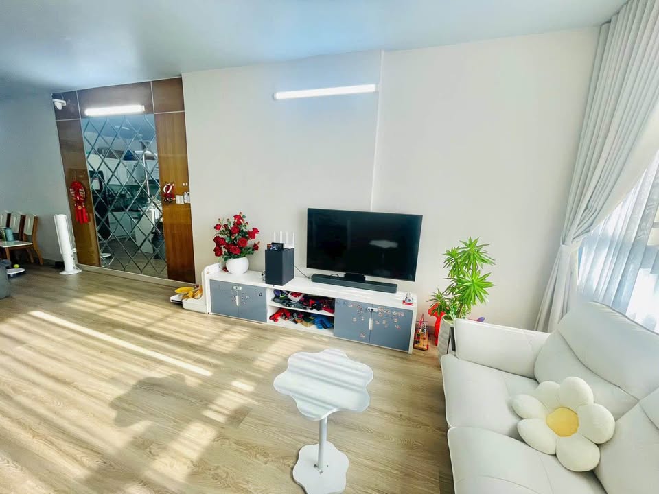 Cho thuê căn hộ chung cư Lapen Vũng Tàu, 81m2, 2 phòng , view biển đẹp, full nội thất