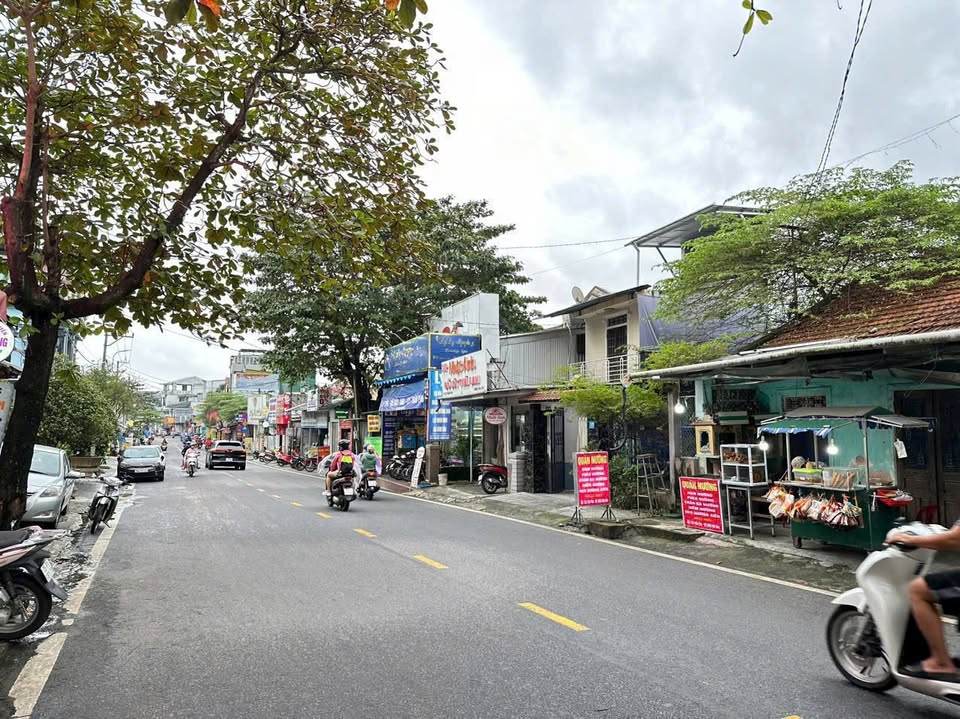Mặt tiền Trần Phú, Phước Vĩnh, Huế, ị trí đắc địa, kinh doanh sầm uất, diện tích 263m2