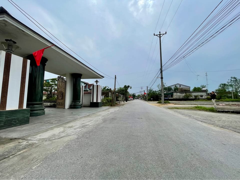 Mặt tiền vàng 7.2m, 154.8m2 đất kinh doanh sầm uất mặt đường Sư Vạn Hạnh, giá hời