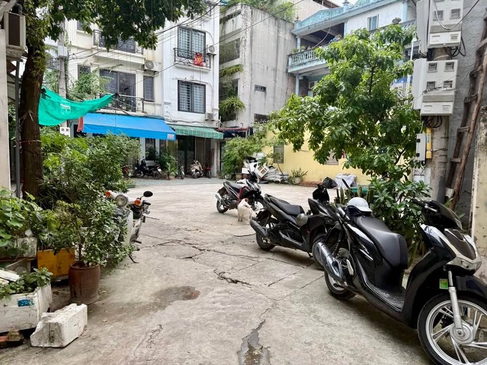 Bán nhà 5 tầng gần Đỗ Nhuận, 33m2, ô tô vào nhà, 5m mặt tiền