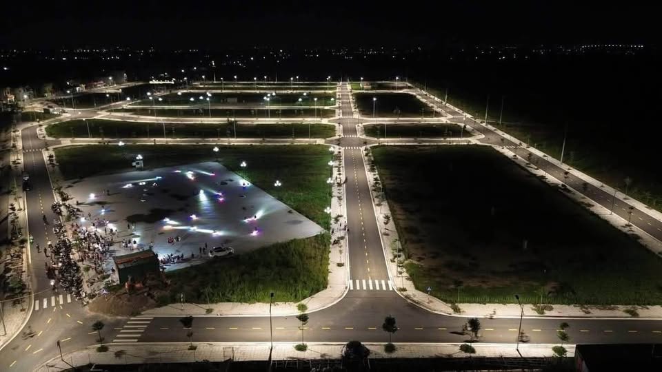 Đất đấu giá trung tâm Quỳnh Ngọc, cơ hội sở hữu lô đất vàng đối diện công viên