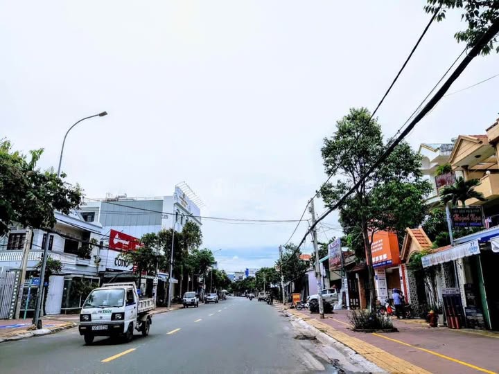 Nhà 2 mặt tiền Vũng Tàu vừa ở vừa cho thuê, tiền về như nước