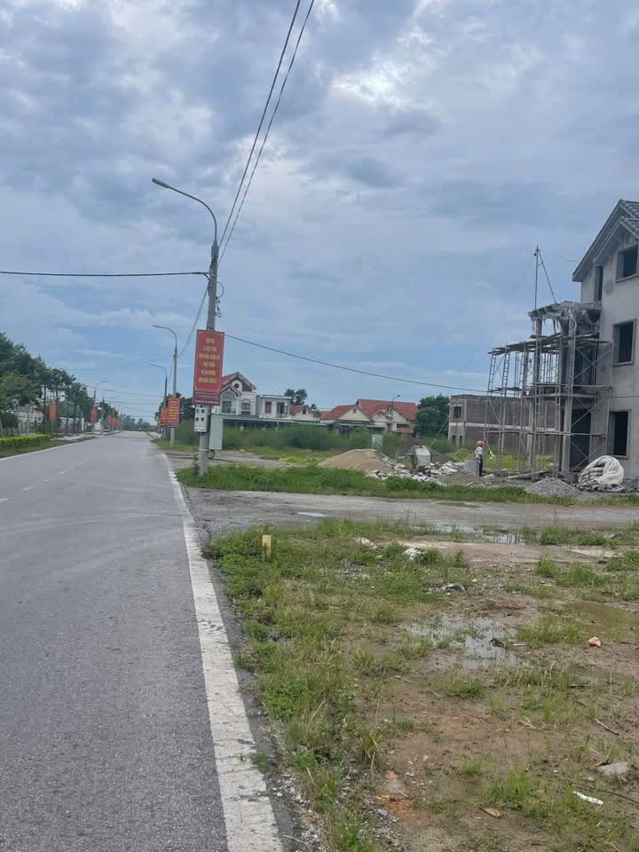 Lô đất đấu giá vị trí đắc địa, tiềm năng kinh doanh sầm uất