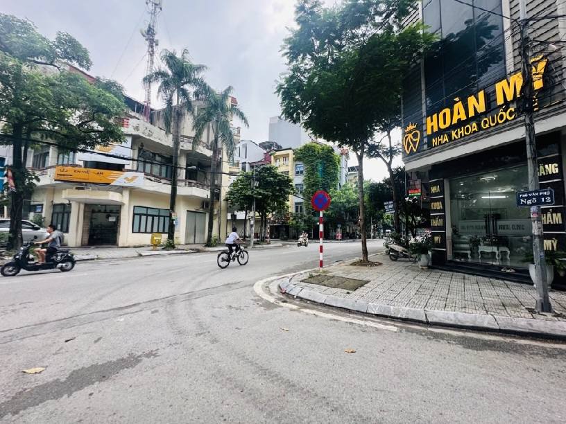 Bán nhà phân lô ô tô tránh, vỉa hè, kinh doanh, thang máy tại Kiến Hưng, Hà Đông