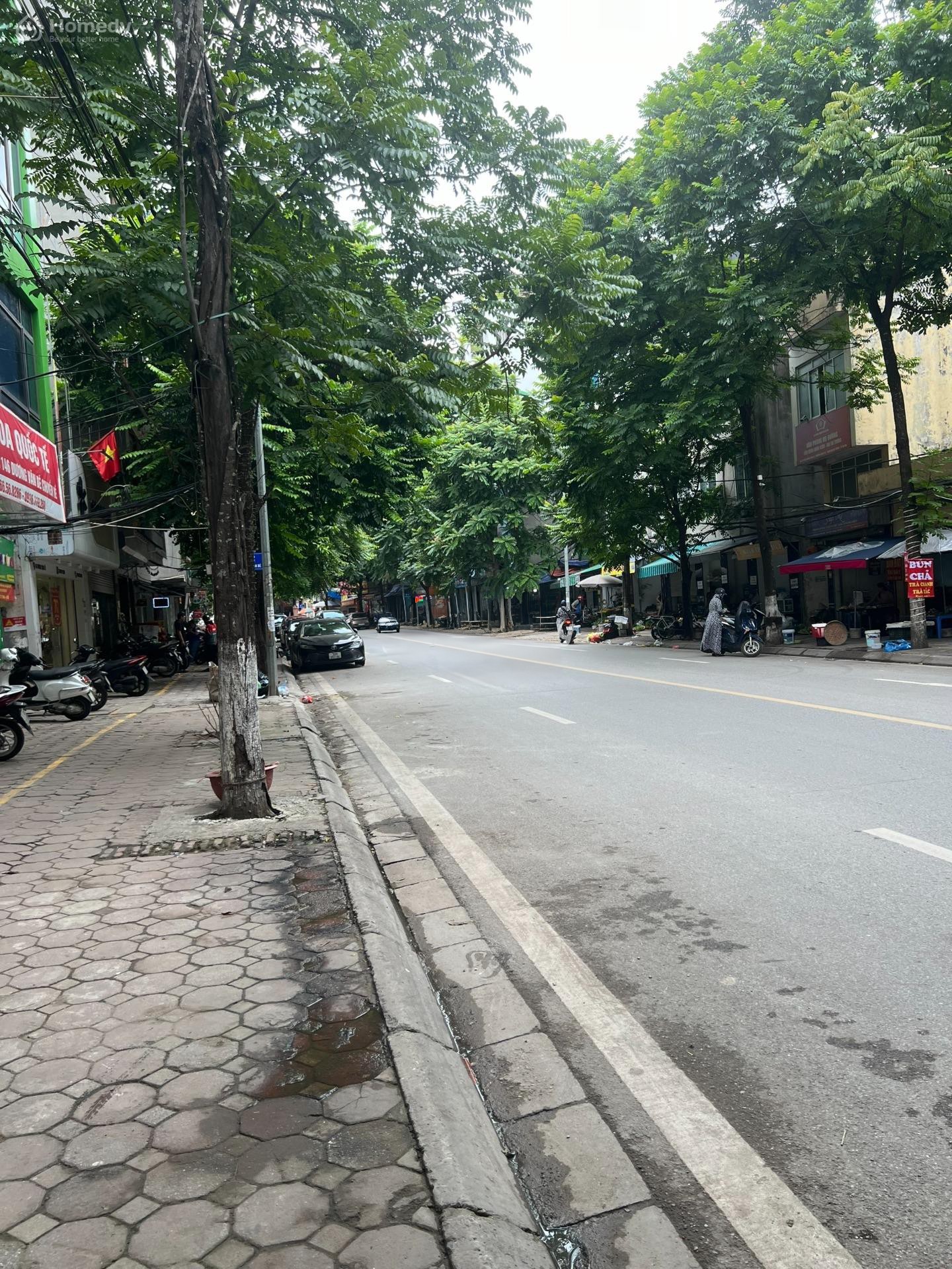 Siêu phẩm nhà đẹp, hiếm có khó tìm, tọa lạc ngay vị trí đắc địa bậc nhất quận Hai Bà Trưng