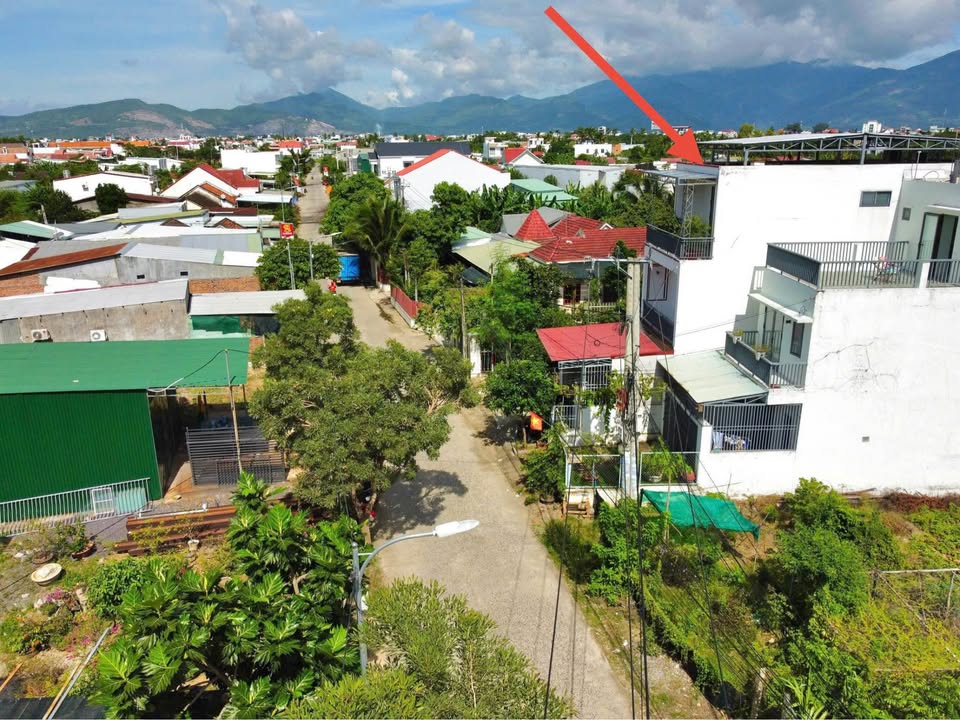 Nhà 3 tầng mới xây, 120m2, đường Huỳnh Thúc Kháng - Sẵn sàng đón chủ nhân